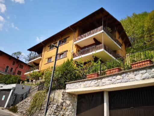 Manzoni Aparts San Pellegrino Terme Bagian luar foto